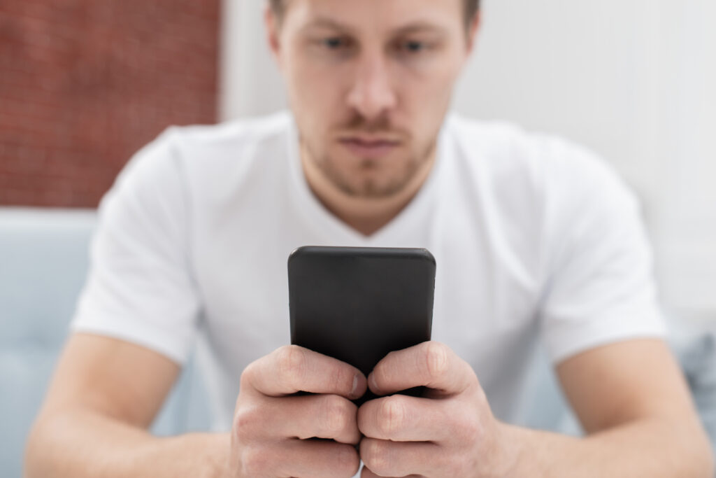 como bloquear chip do celular com senha