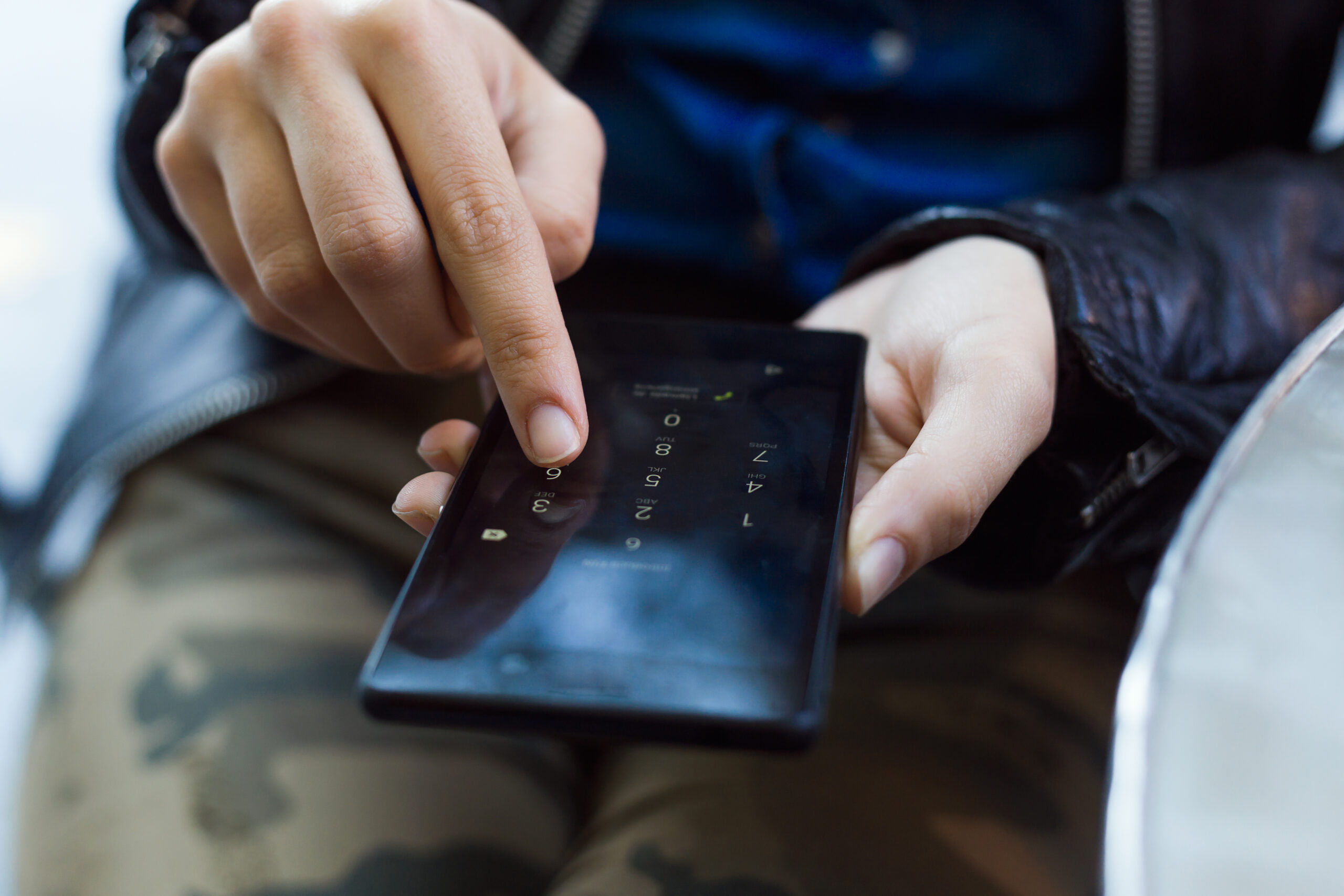 como bloquear chip do celular com senha